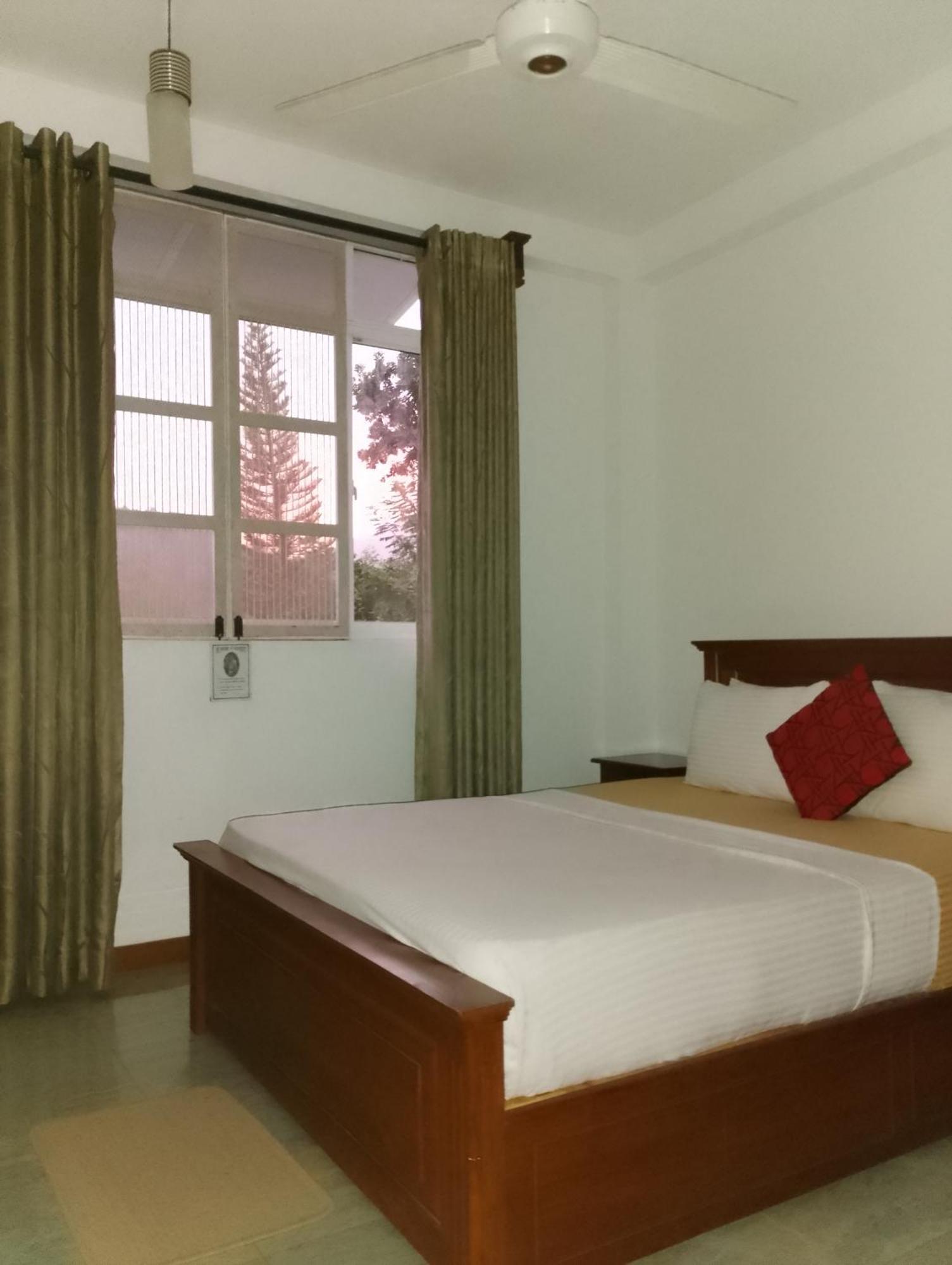 Ferienwohnung Beauty Hills Kandy Zimmer foto
